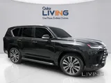 Lexus LX 600 Luxury 2025 V6